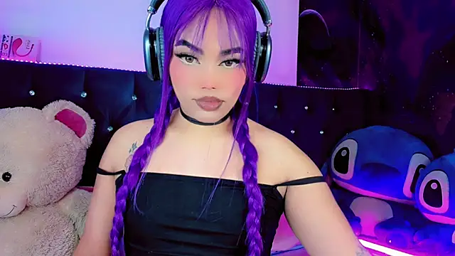 Snapshot of Alessiax- chatting on January 17, 1:54 am Alessiax- online show from January 17, 1:54 am