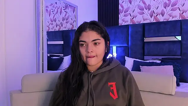 GiselOrtiz online show from January 22, 11:12 am
