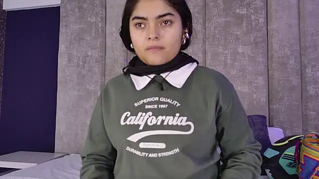 Snapshot of GiselOrtiz chatting on December 18, 10:21 am GiselOrtiz online show from December 18, 10:21 am