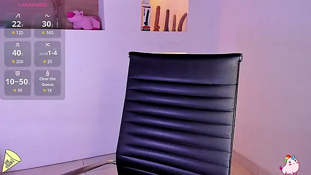 BlakmillerrGilson online show from January 30, 7:48 pm