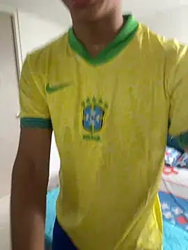 Leonarrrd 01 online show from March 9, 7:59 pm