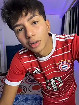 Leonarrrd 01 online show from October 16, 11:50 pm