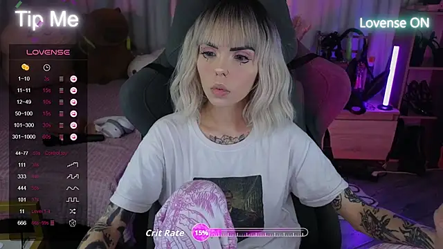 Kerry Kirk online show from September 28, 8:14 pm