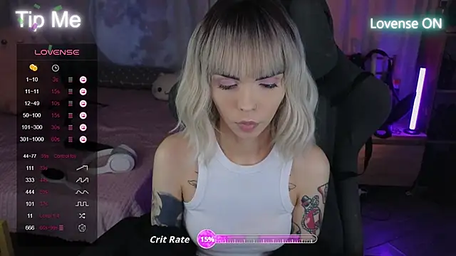 Kerry Kirk online show from October 8, 11:13 pm