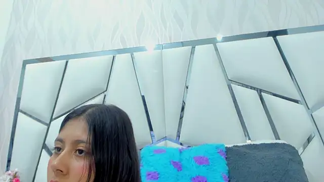  aurora18  online show from March 22, 3:20 am