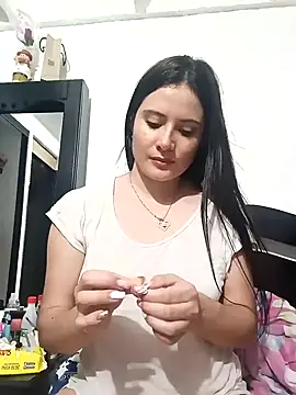 Snapshot of Zoe_Clark_ chatting on January 14, 5:19 am Zoe Clark online show from January 14, 5:19 am