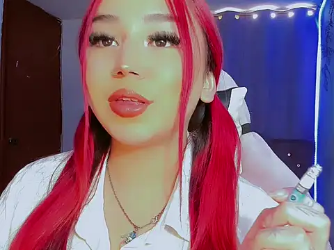 madisonx17 online show from November 19, 8:20 pm