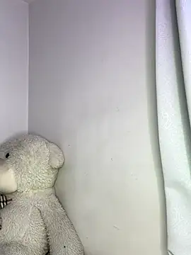 Snapshot of ValerieHilton chatting on November 27, 9:28 pm ValerieHilton online show from November 27, 9:28 pm