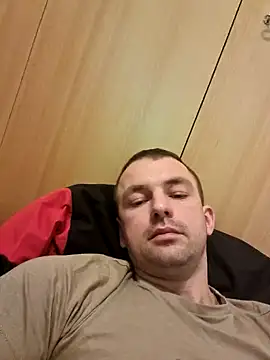 Snapshot of magicSeX4You chatting on February 4, 5:55 pm magicSeX4You online show from February 4, 5:55 pm