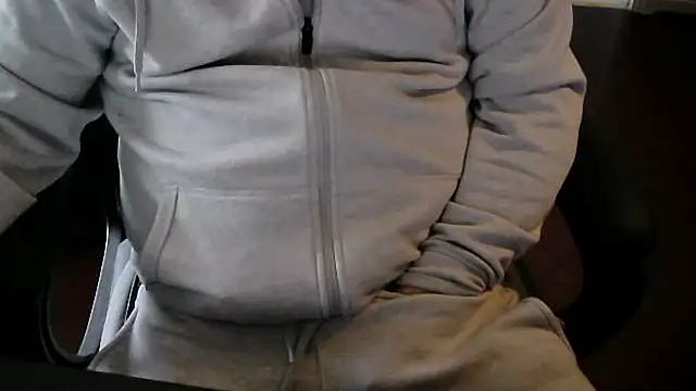 Snapshot of IrishCock30 chatting on December 1, 10:09 am IrishCock30 online show from December 1, 10:09 am