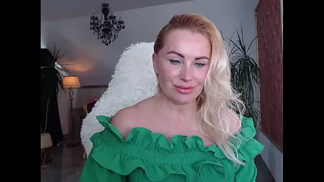 eyesangel22 online show from December 30, 12:42 pm