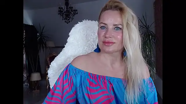 eyesangel22 online show from January 24, 9:49 am