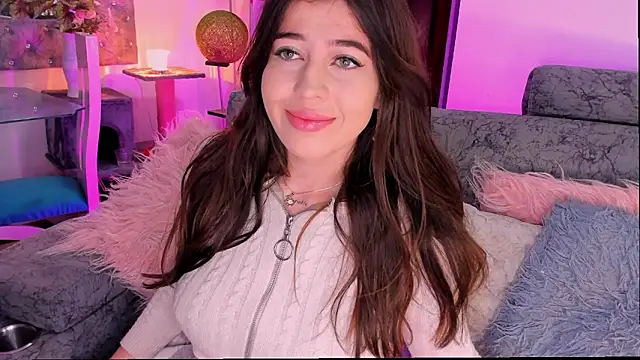 Snapshot of Sara_kitty12 chatting on March 3, 8:09 am Sara kitty12 online show from March 3, 8:09 am