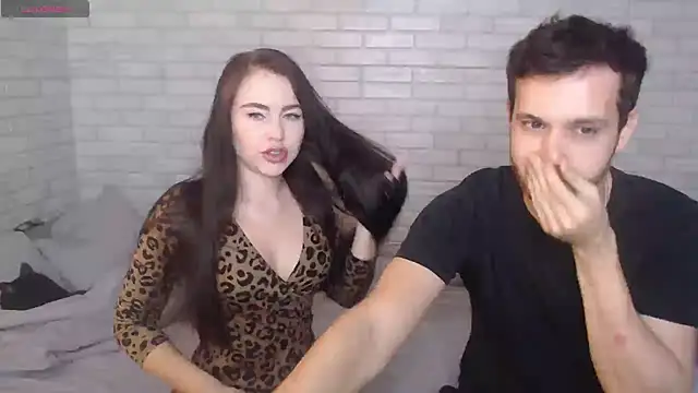 Snapshot of Fuckyoursecretary69 chatting on December 6, 10:49 am Fuckyoursecretary69 online show from December 6, 10:49 am