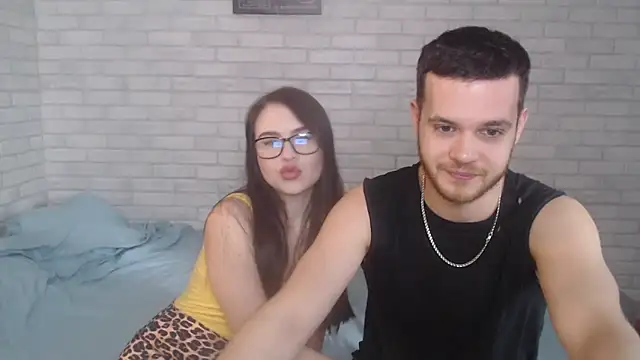 Snapshot of Fuckyoursecretary69 chatting on February 17, 12:05 pm Fuckyoursecretary69 online show from February 17, 12:05 pm