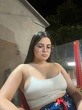 Snapshot of CamilaSofiia chatting on January 8, 2:58 am CamilaSofiia online show from January 8, 2:58 am