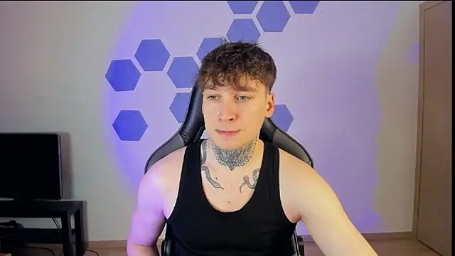 Chris Tyson online show from March 4, 4:27 am