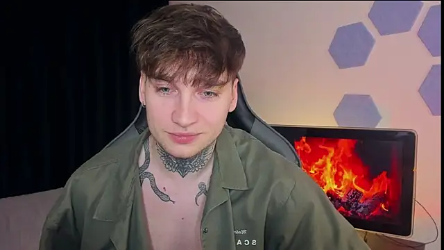 Chris Tyson online show from March 16, 11:14 pm