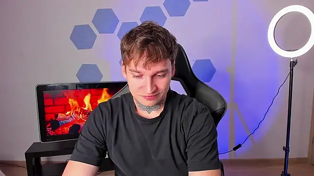 Chris Tyson online show from September 27, 12:10 pm