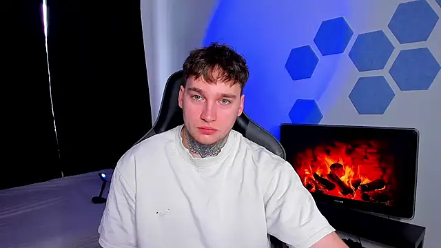 Chris Tyson online show from February 8, 8:51 am