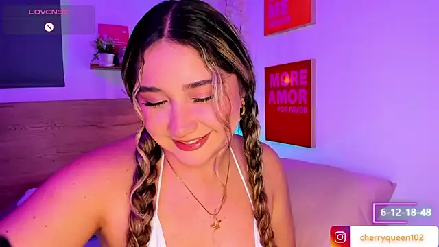 Snapshot of Cherryyquen chatting on March 11, 10:27 pm Cherryyquen online show from March 11, 10:27 pm