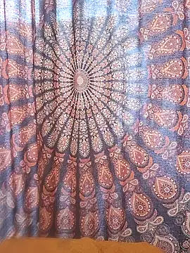 LYZBORNHD online show from December 2, 8:37 pm