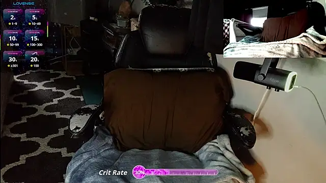 Snapshot of 8inchpunkcub chatting on November 21, 5:11 pm 8inchpunkcub online show from November 21, 5:11 pm