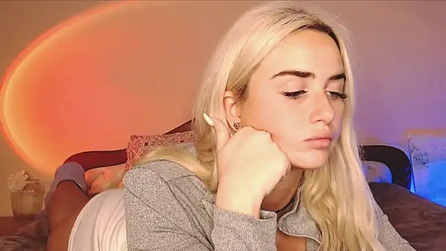 HaileyRosen online show from January 14, 9:09 pm