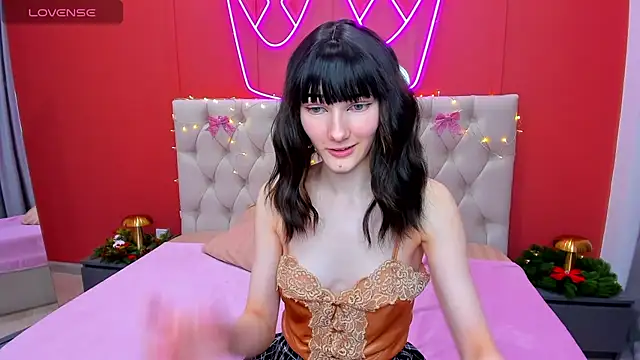 Snapshot of Lili_flowerr chatting on January 10, 9:02 am Lili flowerr online show from January 10, 9:02 am