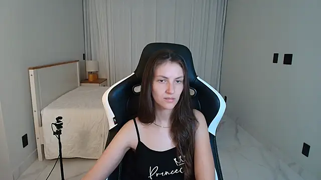 upssnowy online show from June 27, 9:09 pm