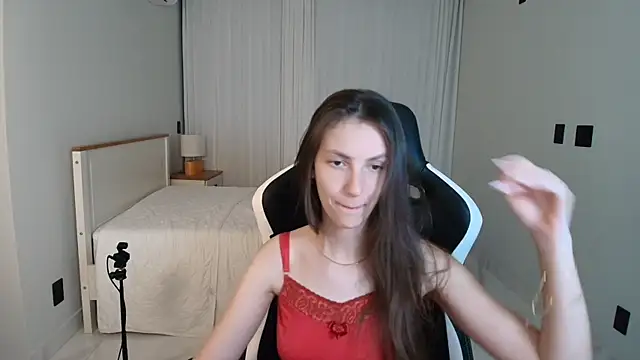 upssnowy online show from July 13, 10:12 pm