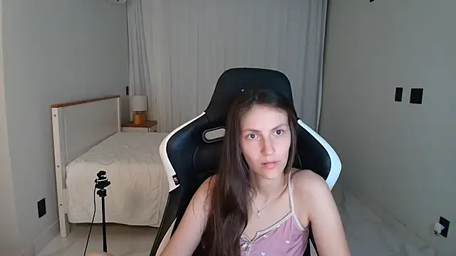 upssnowy online show from July 21, 1:19 am