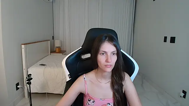 upssnowy online show from July 22, 2:14 am