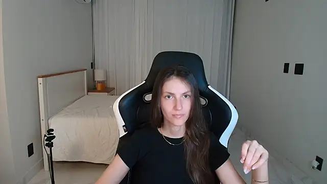 upssnowy online show from July 24, 1:47 am