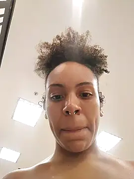 Snapshot of Julia_Pretinha chatting on October 10, 2:27 pm Julia Pretinha online show from October 10, 2:27 pm