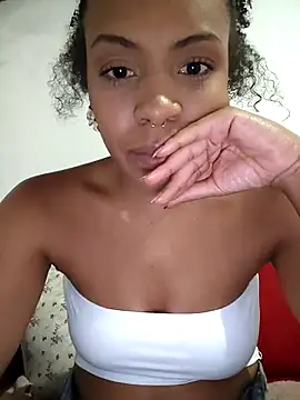 Snapshot of Julia_Pretinha chatting on May 3, 11:44 pm Julia Pretinha online show from May 3, 11:44 pm