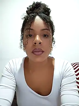 Snapshot of Julia_Pretinha chatting on May 30, 12:08 am Julia Pretinha online show from May 30, 12:08 am