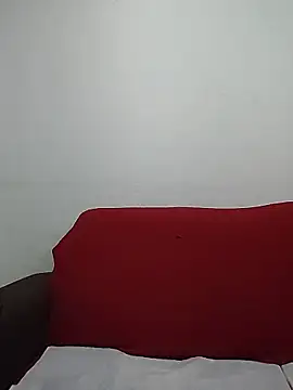 Snapshot of Julia_Pretinha chatting on June 8, 12:05 pm Julia Pretinha online show from June 8, 12:05 pm