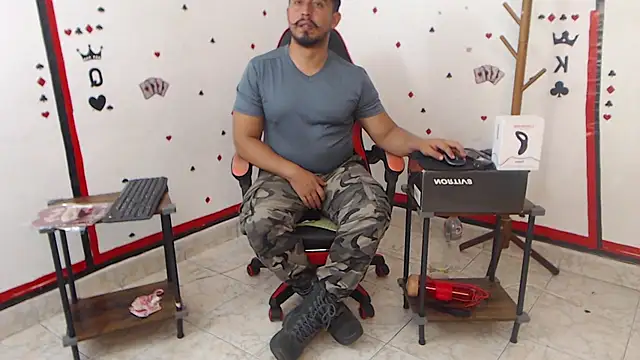 KalethBigDick online show from February 6, 8:39 am