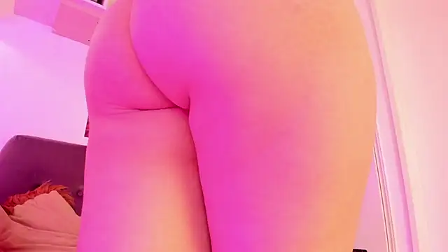 Miia Thompsonn online show from December 22, 4:06 pm