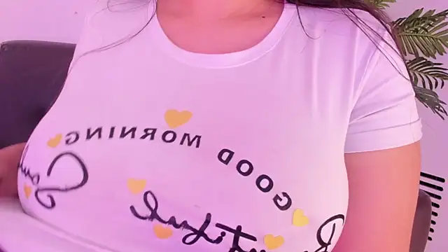 Miia Thompsonn online show from January 11, 3:02 am