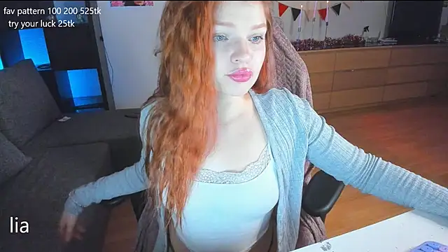 lil lia online show from January 17, 3:12 am