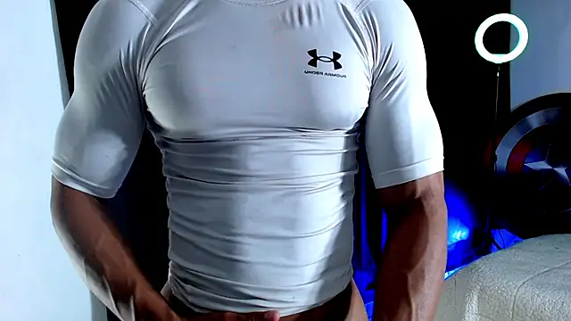 Antonywebb94 online show from November 4, 5:45 pm