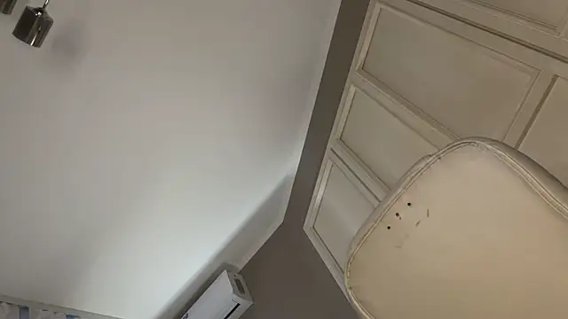 UrLillShy online show from February 3, 2:53 am