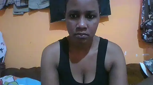 Snapshot of sexymistres chatting on February 13, 1:59 pm sexymistres online show from February 13, 1:59 pm