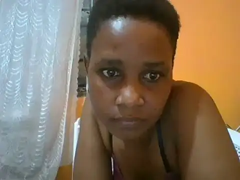 Snapshot of sexymistres chatting on February 23, 5:29 pm sexymistres online show from February 23, 5:29 pm
