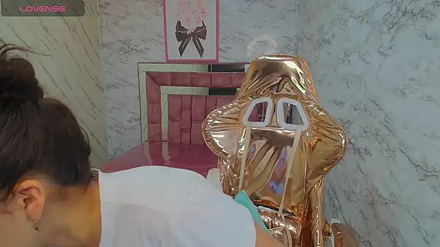  mila sweet v online show from February 5, 1:11 pm