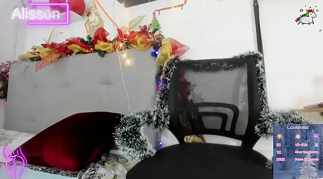 alissonandamy online show from December 15, 9:13 am