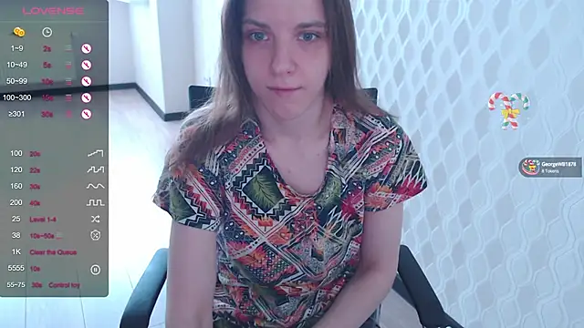 Snapshot of LisaHeart chatting on January 31, 6:35 am LisaHeart online show from January 31, 6:35 am