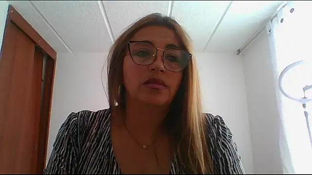 RossanaLionheart online show from February 3, 7:21 pm